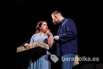 Преподаватель актёрского и ораторского искусства