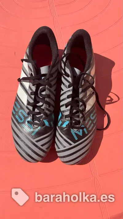 Футбольные бутсы Adidas
