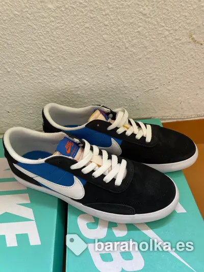 Кеди Nike розмір 38,5 Нові